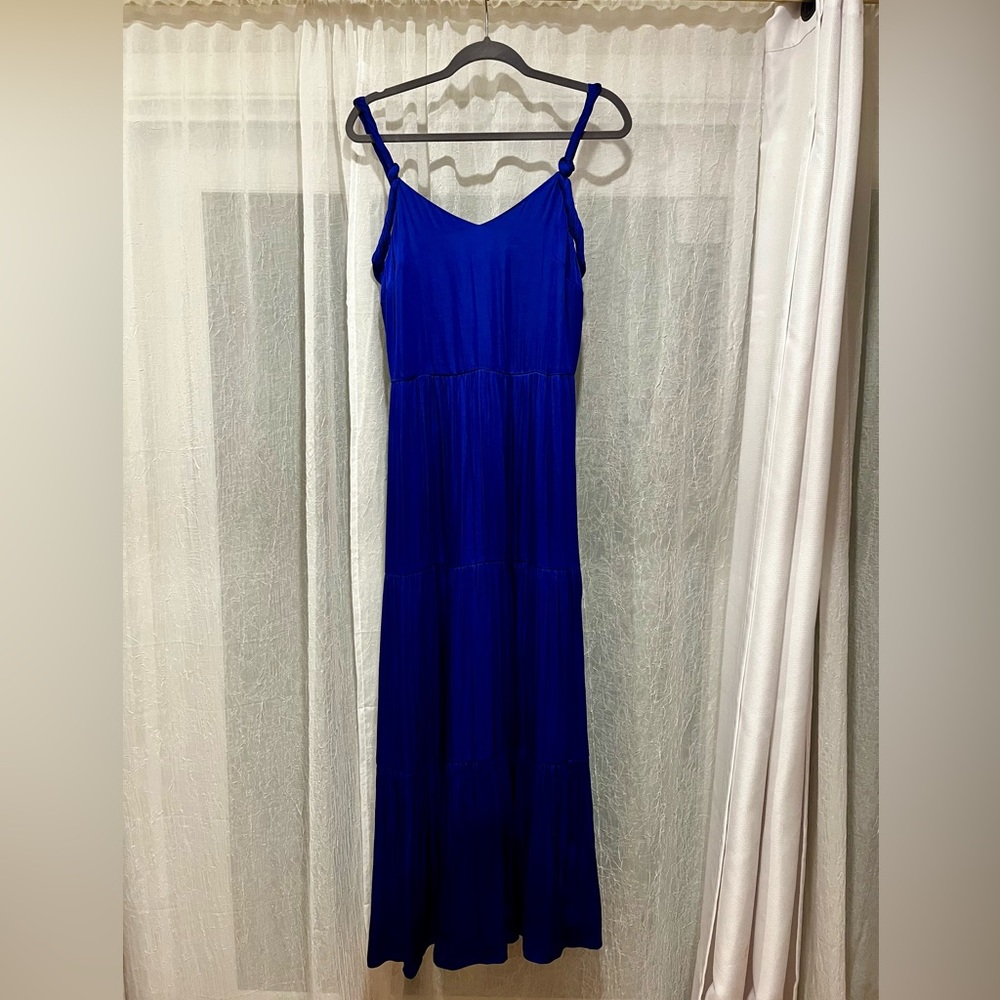 Women’s Banana Republic satin Maxi dress